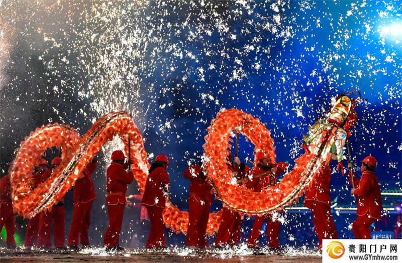 百龙竞技,苗族“舞龙嘘花”闹元宵(图6) 百龙竞技,苗族“舞龙嘘花”闹元宵(图6)