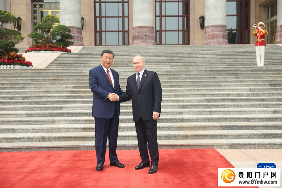 习近平同俄罗斯总统普京会谈(图4) 习近平同俄罗斯总统普京会谈(图4)