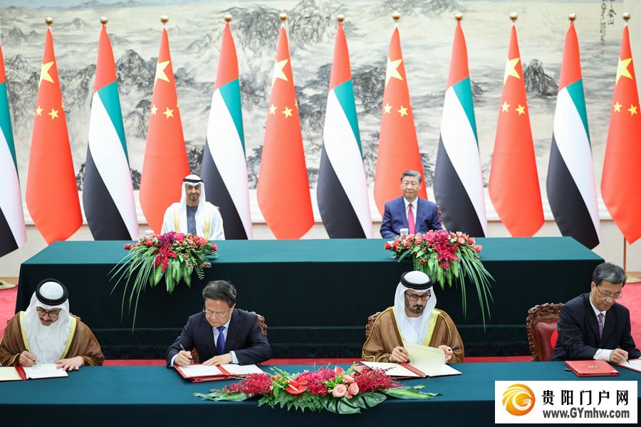 习近平同阿联酋总统穆罕默德会谈(图4) 习近平同阿联酋总统穆罕默德会谈(图4)