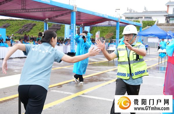 贵州高速集团筑牢安全生产“防火墙”(图7) 贵州高速集团筑牢安全生产“防火墙”(图7)