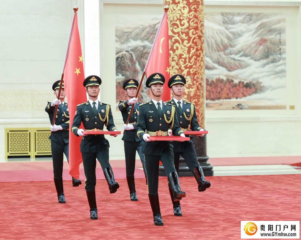 以国之名 致敬英雄(图2) 以国之名 致敬英雄(图2)