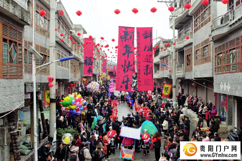 中国年里的“安顺味”——安顺2025年春节期间系列文化活动回眸(图7) 中国年里的“安顺味”——安顺2025年春节期间系列文化活动回眸(图7)