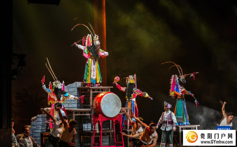 民族歌舞剧《山河同心》在贵阳上演(图1) 民族歌舞剧《山河同心》在贵阳上演(图1)